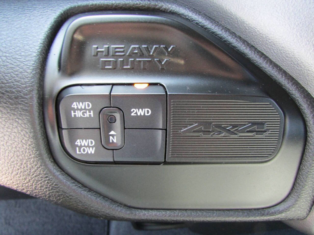 Used 2022 RAM 3500 Big Horn image 24