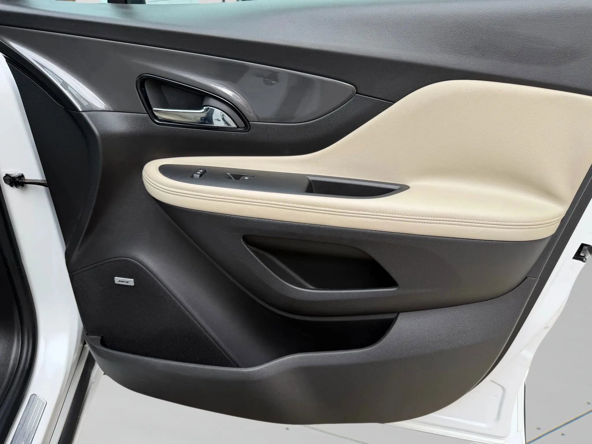 Used 2017 Buick Encore Essence w/ Experience Buick Package image 8