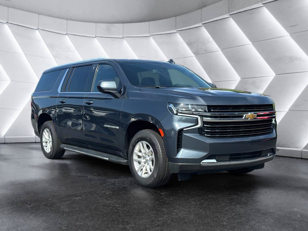 Used 2021 Chevrolet Suburban LT AWD/4WD image 3