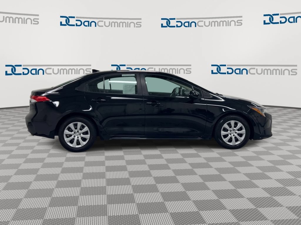 Used 2024 Toyota Corolla LE FWD image 9