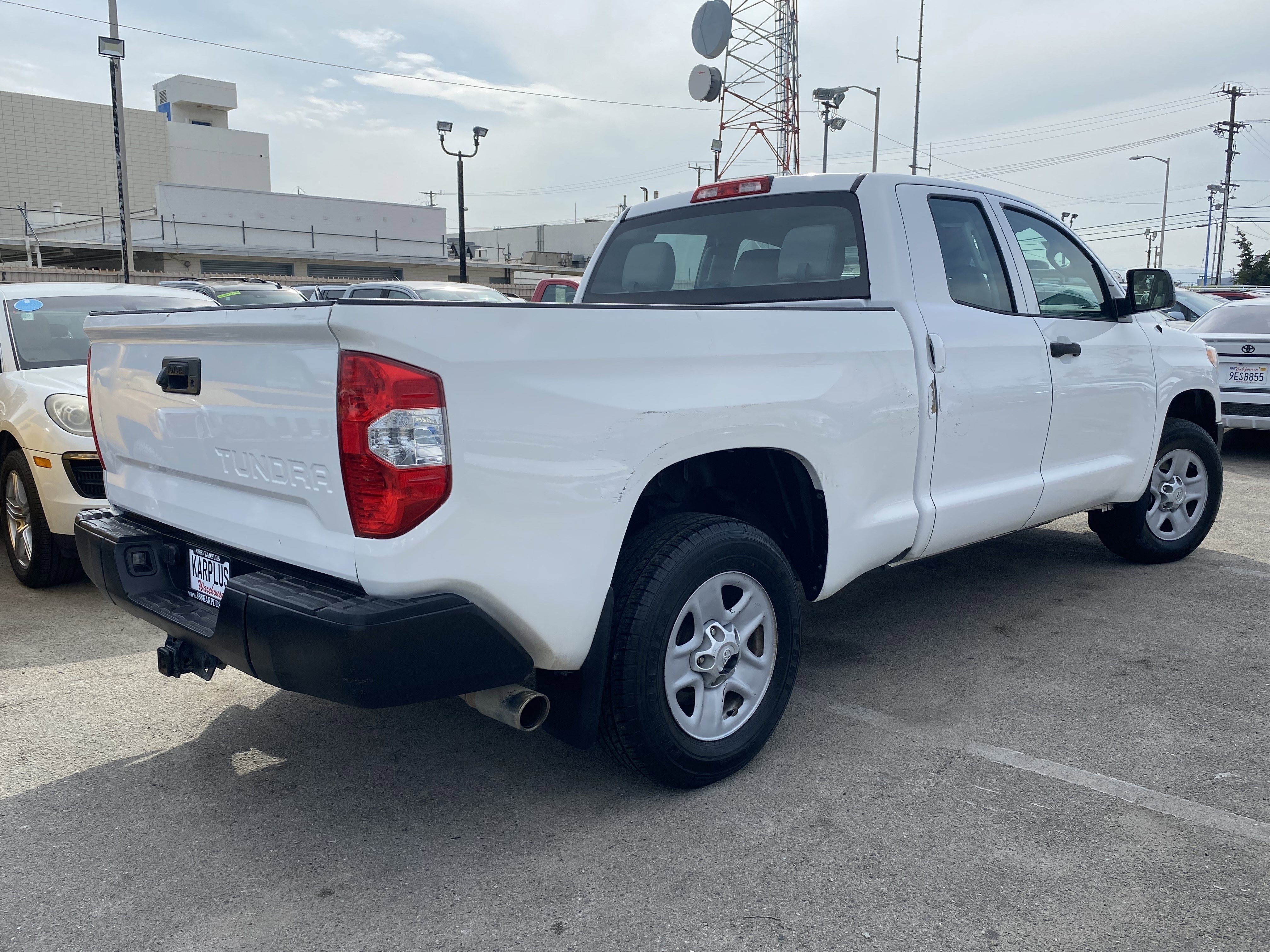 Used 2017 Toyota Tundra SR image 8