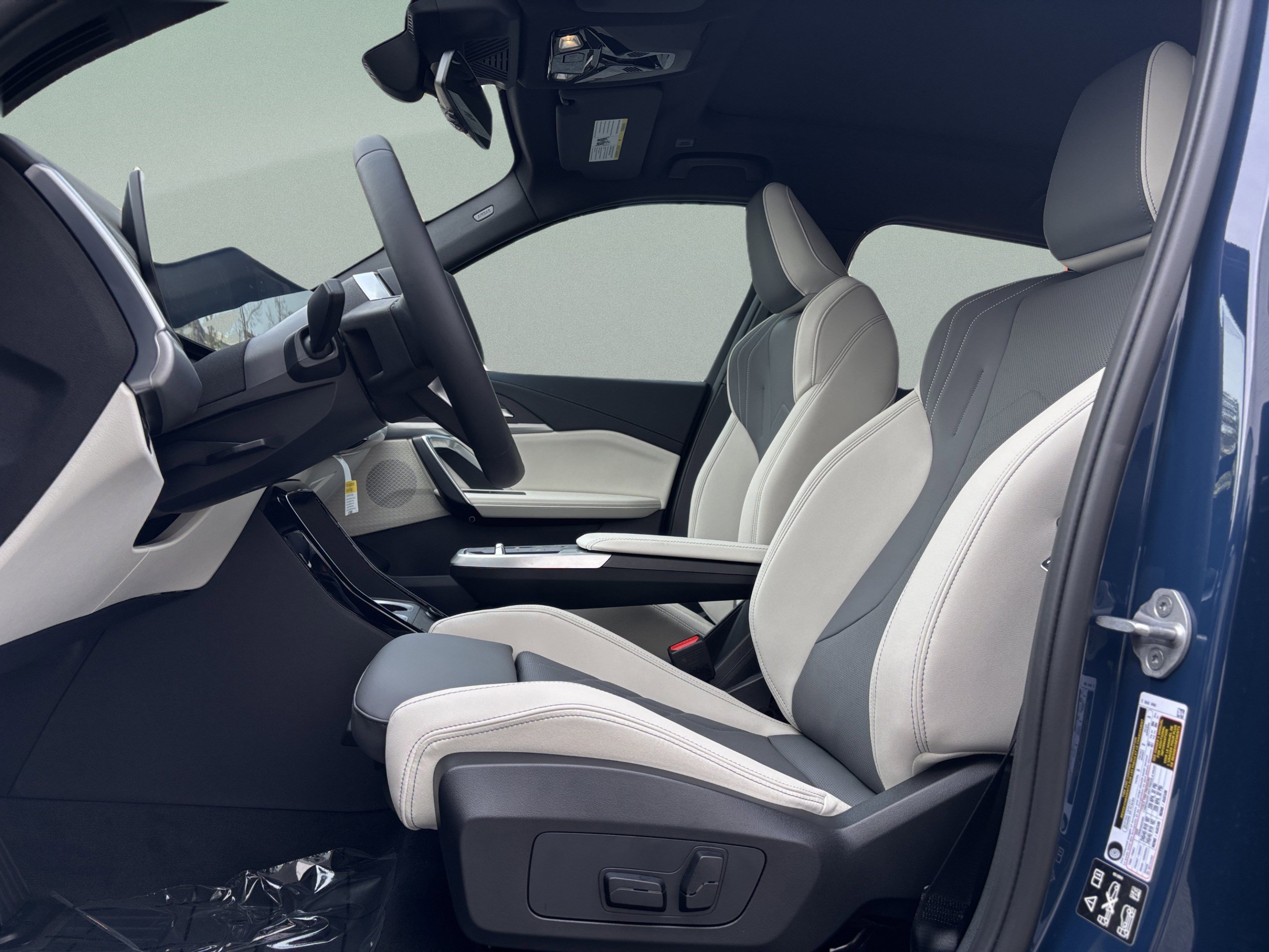 Certified 2026 BMW X1 xDrive28i AWD/4WD image 18