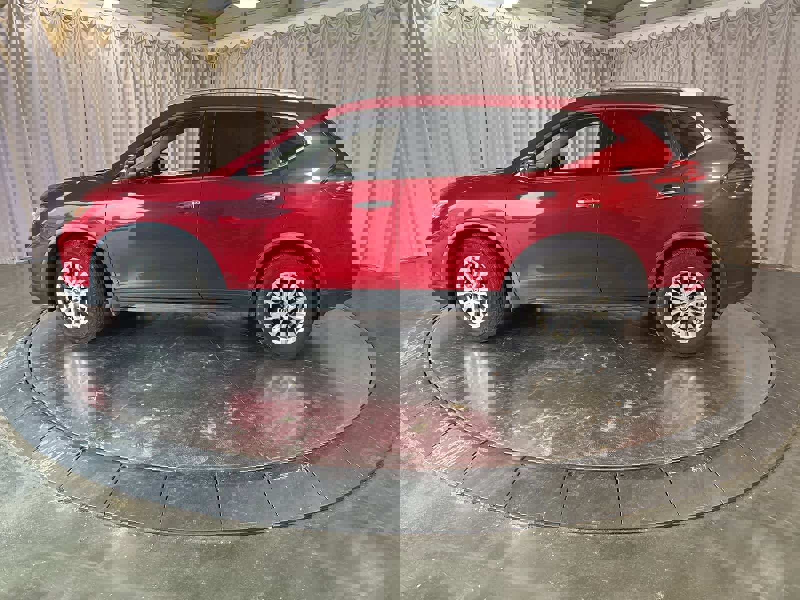 Used 2017 Nissan Rogue SV image 6