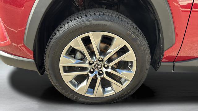 Used 2019 Toyota RAV4 XLE Premium w/ Advanced Technology Package AWD/4WD image 20