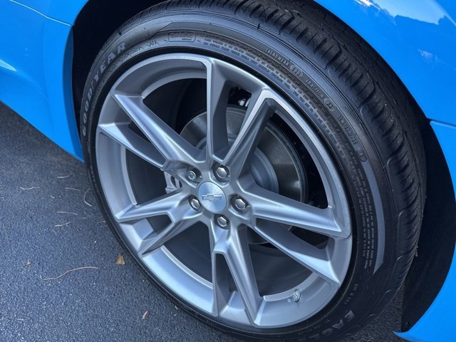 Used 2023 Chevrolet Camaro LT w/ RS Package image 25