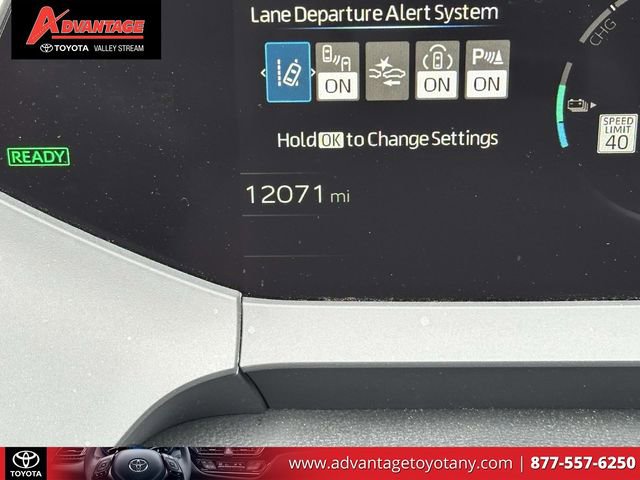 Used 2024 Toyota Prius Prime FWD image 30