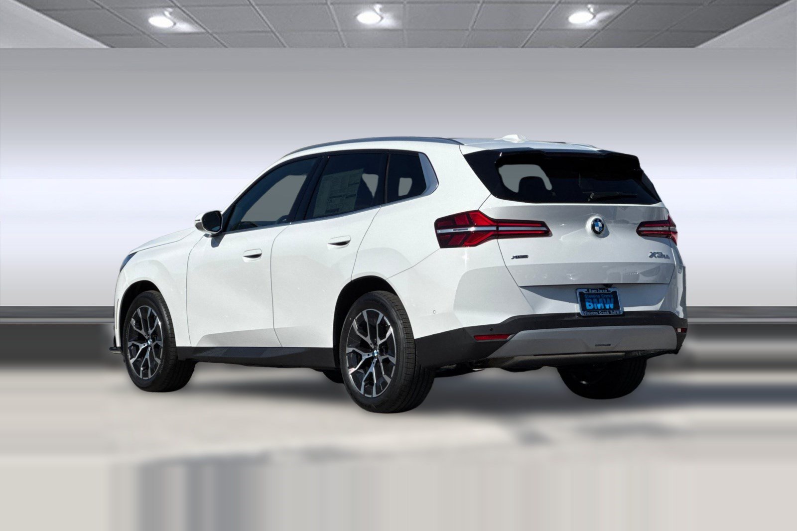 Used 2026 BMW X3 xDrive30i w/ Premium Package AWD/4WD image 3