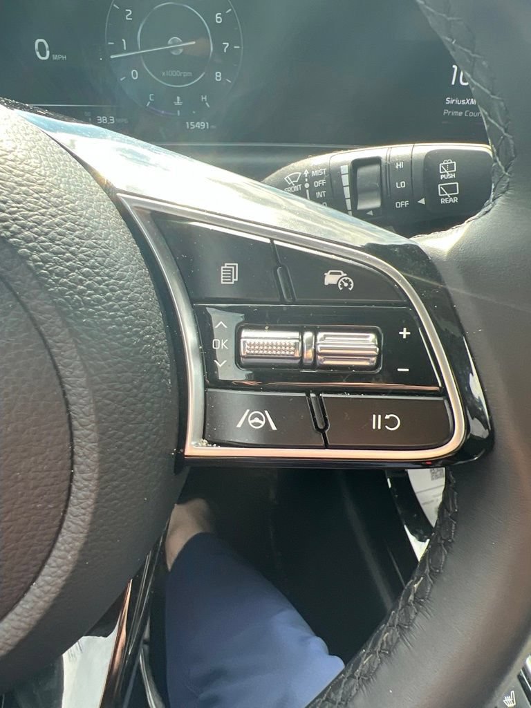 Used 2024 Kia Seltos EX AWD/4WD image 12