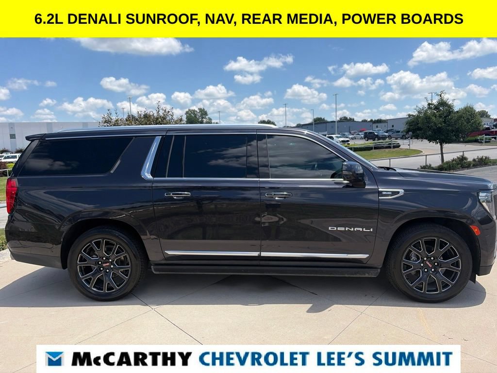 Used 2023 GMC Yukon XL Denali w/ Denali Reserve Package AWD/4WD image 17