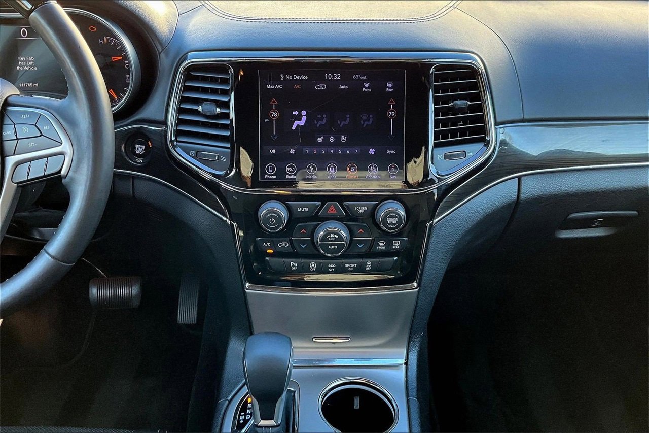 Used 2019 Jeep Grand Cherokee Overland image 11