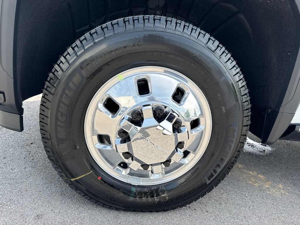 New 2026 GMC Sierra 3500 Denali Ultimate AWD/4WD image 32