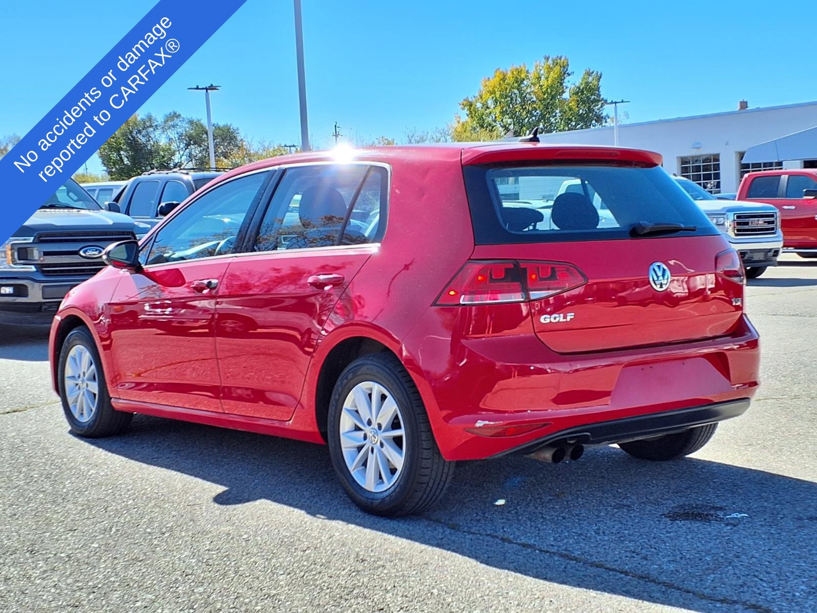 Used 2016 Volkswagen Golf S FWD image 8