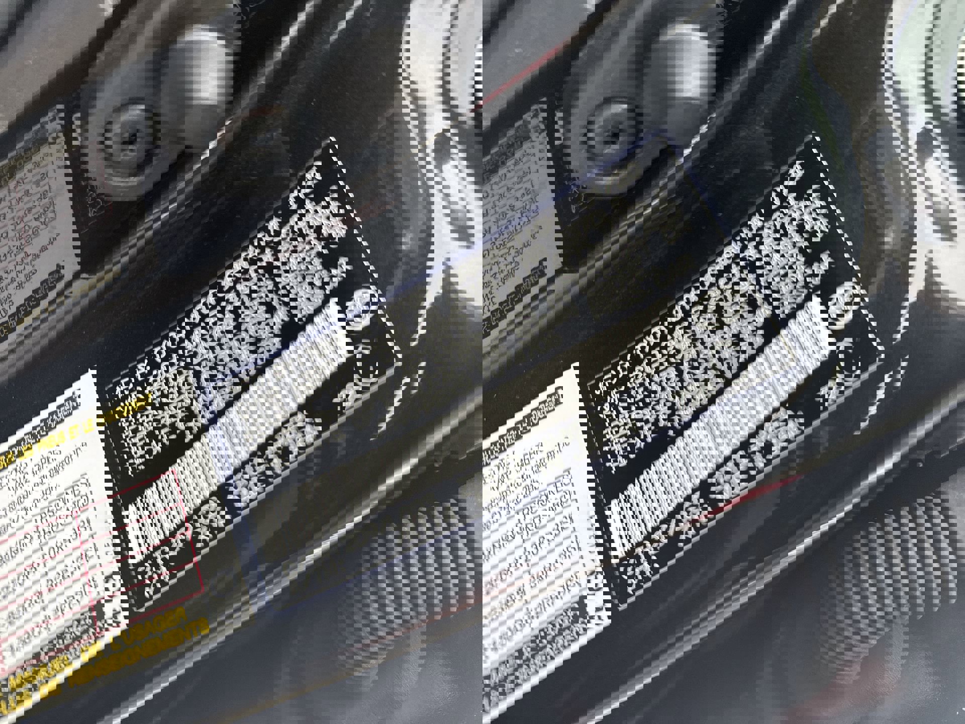 Used 2020 Toyota C-HR Limited image 33