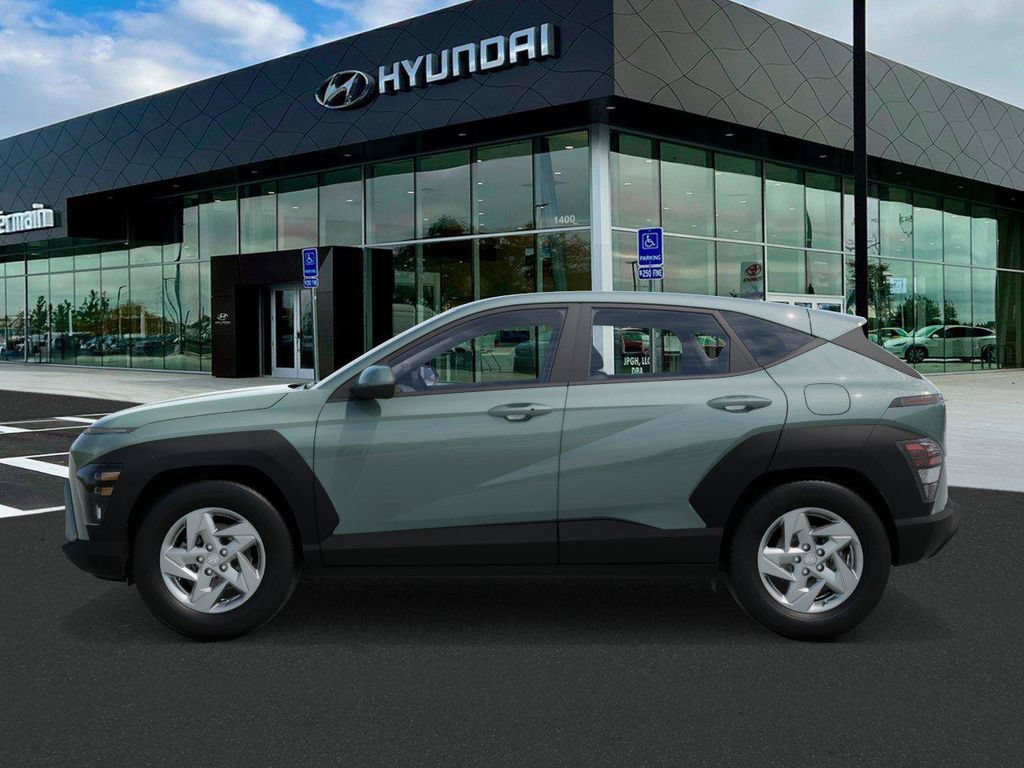 New 2027 Hyundai Kona SE FWD image 3