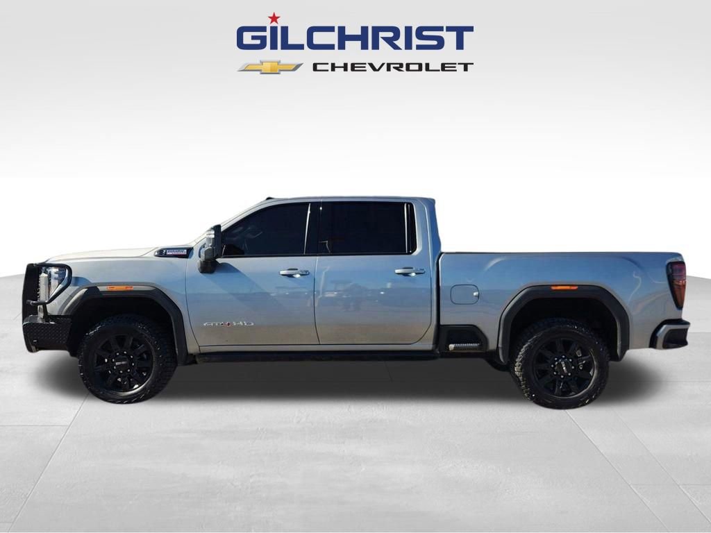 Used 2024 GMC Sierra 2500 AT4 w/ AT4 Premium Plus Package image 3