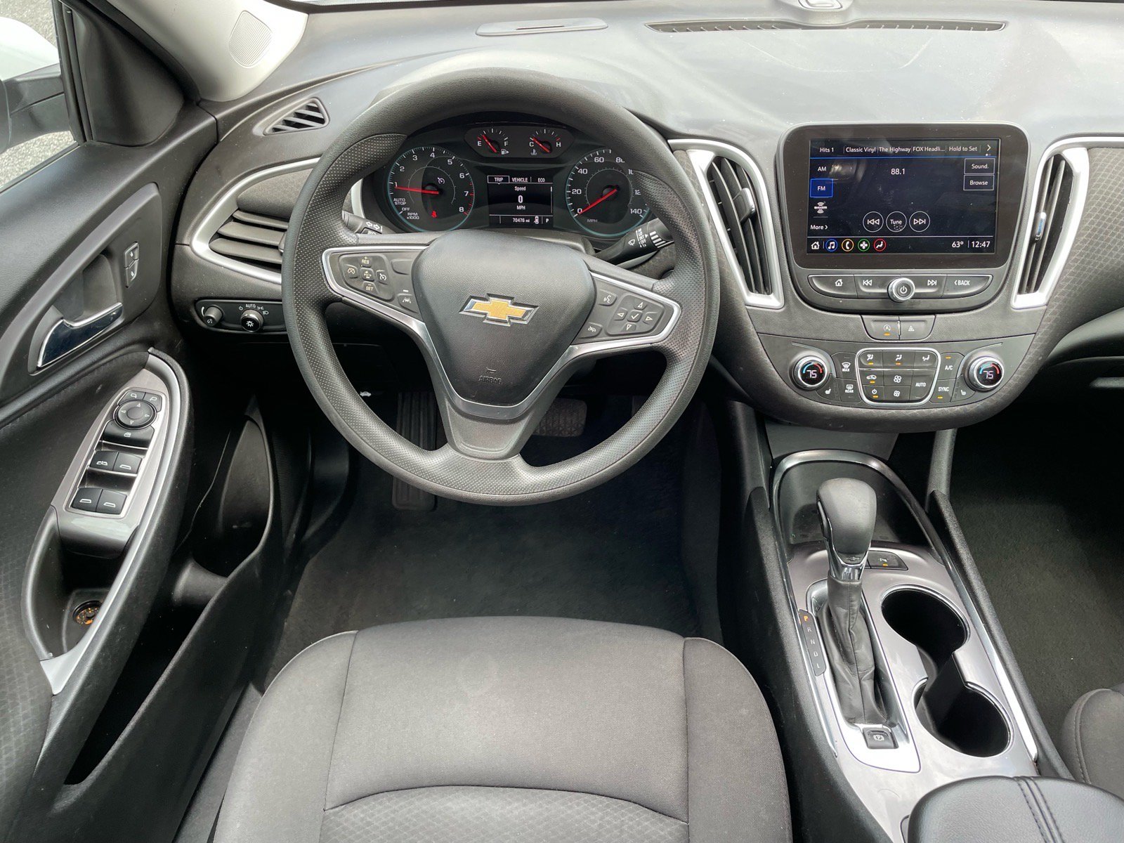 Used 2023 Chevrolet Malibu LT w/ Driver Confidence Package FWD image 5