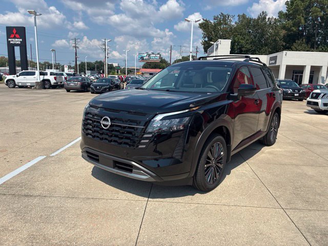 New 2026 Nissan Pathfinder SL w/ SL Premium Package FWD image 3