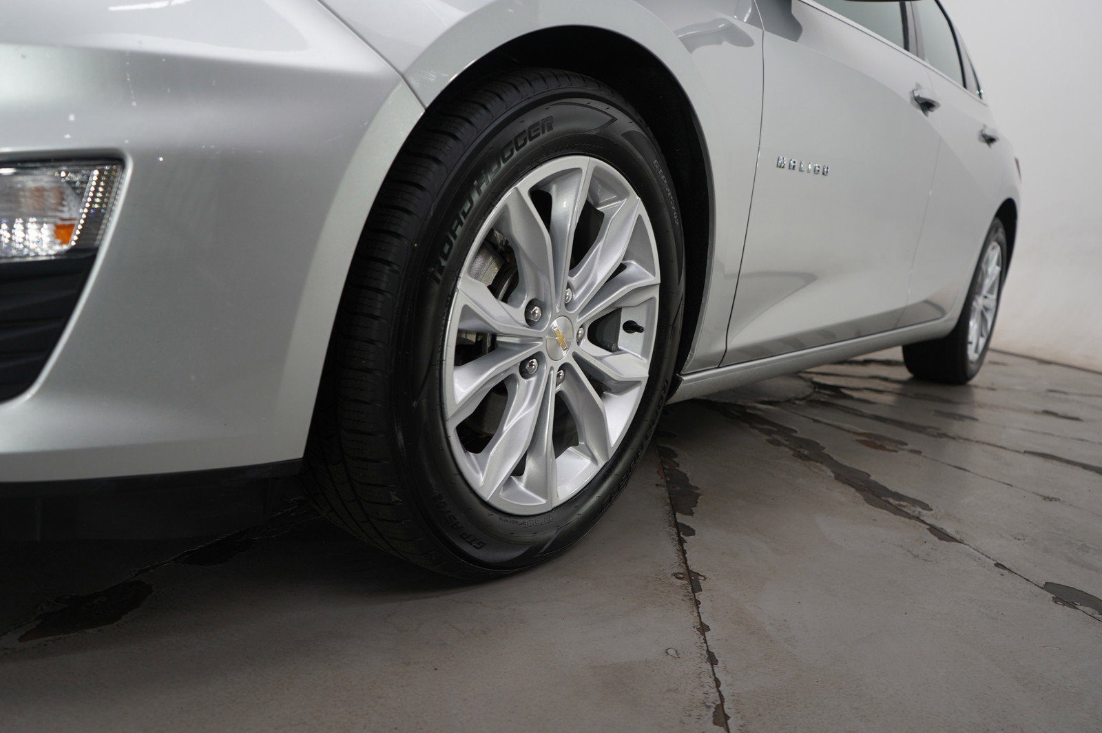 Used 2021 Chevrolet Malibu LT image 23