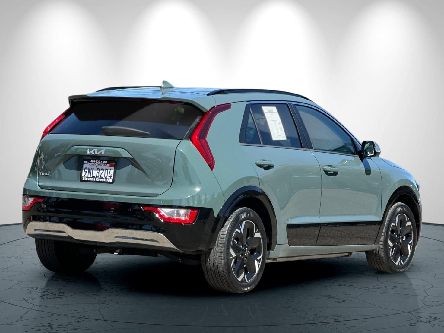 Certified 2024 Kia Niro Wind FWD image 4