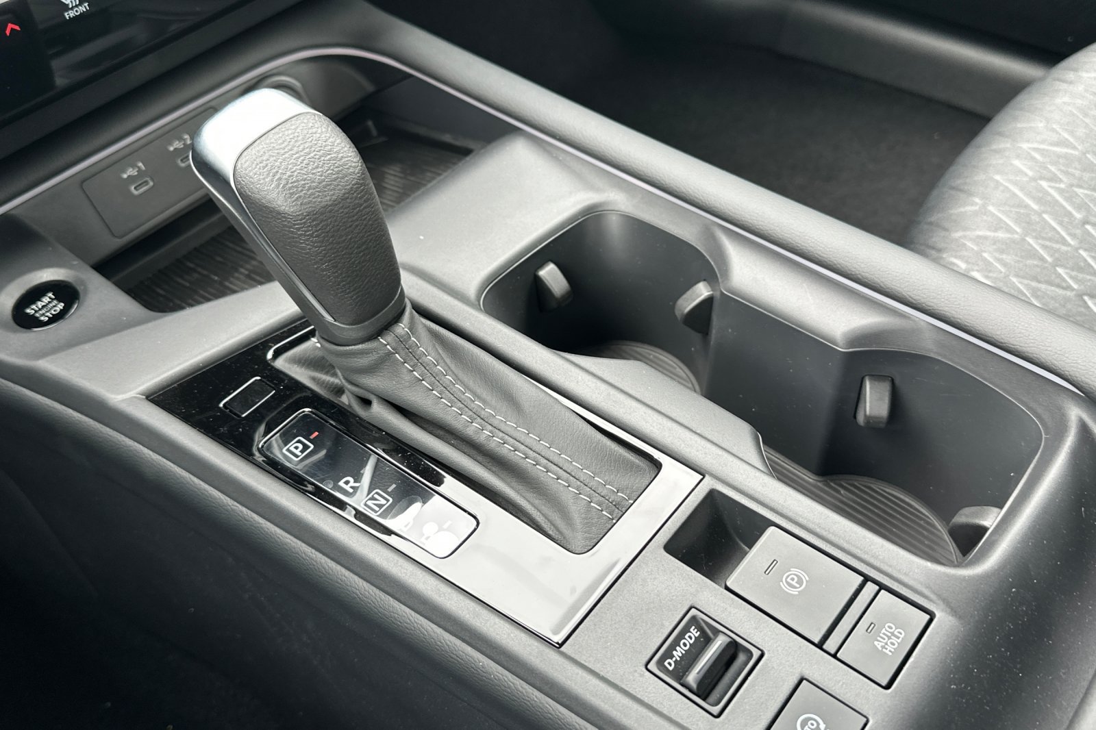 New 2026 Nissan Sentra SV w/ SV Convenience Package FWD image 20