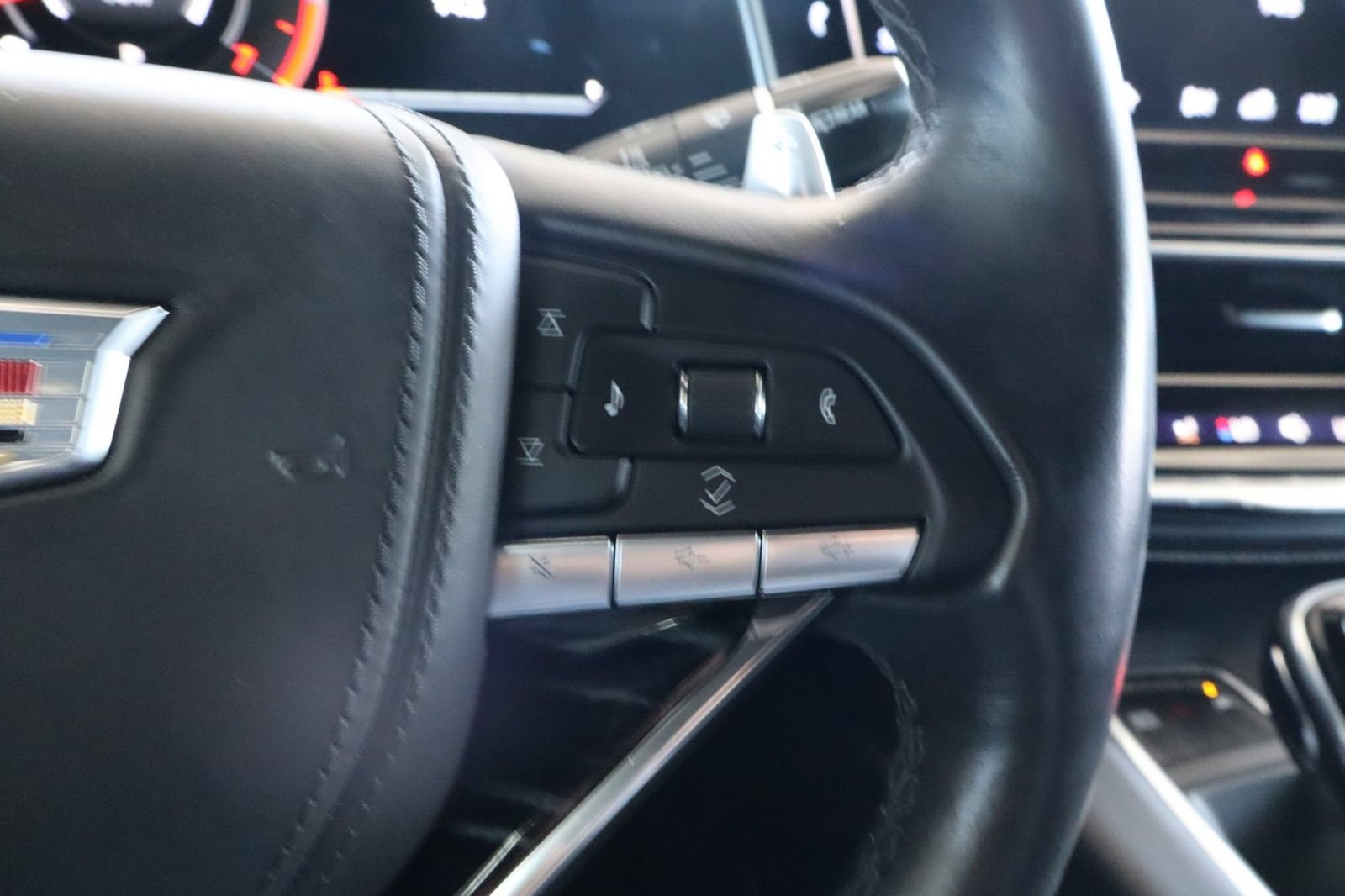 Used 2023 Cadillac Escalade V AWD/4WD image 27