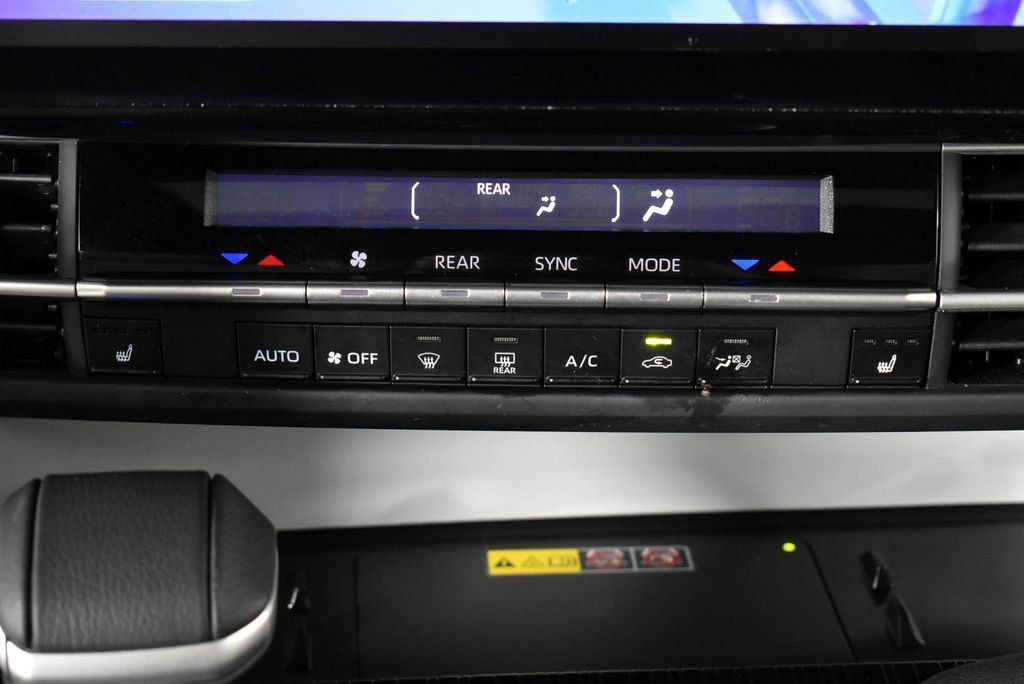 Used 2025 Toyota Sienna XSE w/ XSE Plus Package image 42