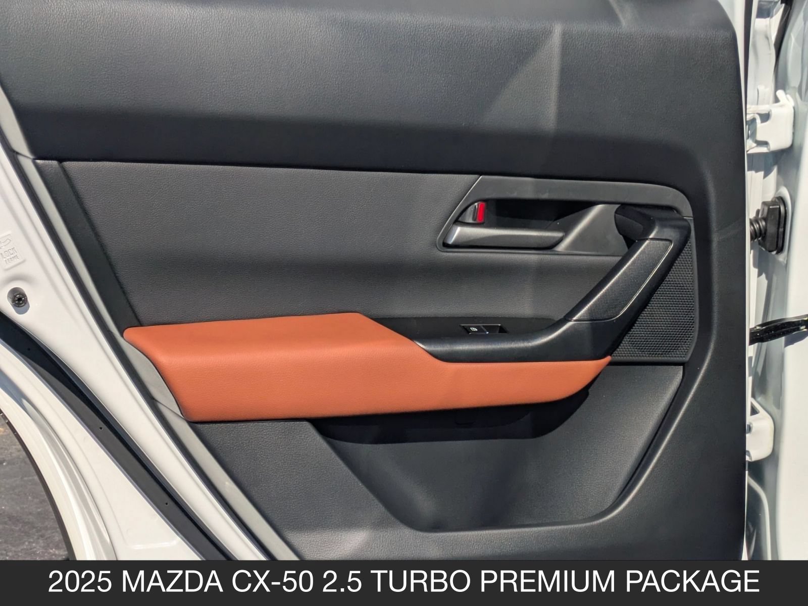 New 2025 MAZDA CX-50 AWD 2.5 Turbo w/ Cargo Package image 34
