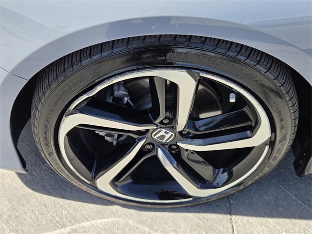 Used 2021 Honda Accord Sport image 9