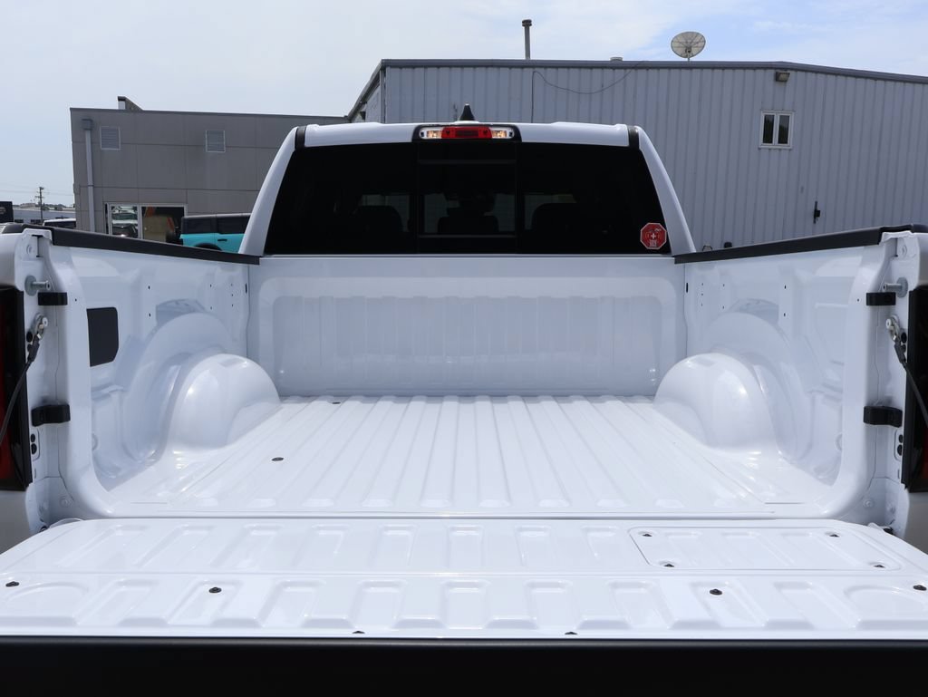 New 2026 RAM 1500 Rebel w/ Rebel Level 2 Equipment Group AWD/4WD image 13