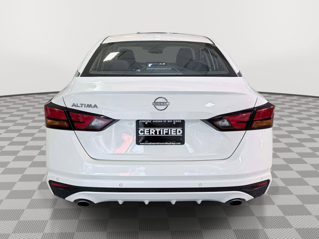 Used 2025 Nissan Altima 2.5 SV w/ SV Premium Package FWD image 4