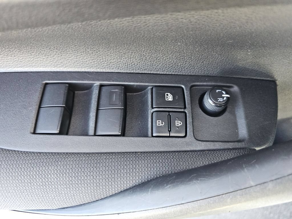 Used 2024 Toyota Corolla LE FWD image 27