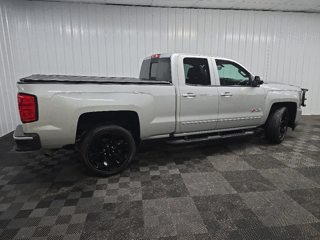 Used 2017 Chevrolet Silverado 1500 LT w/ Rally 2 Edition AWD/4WD image 3