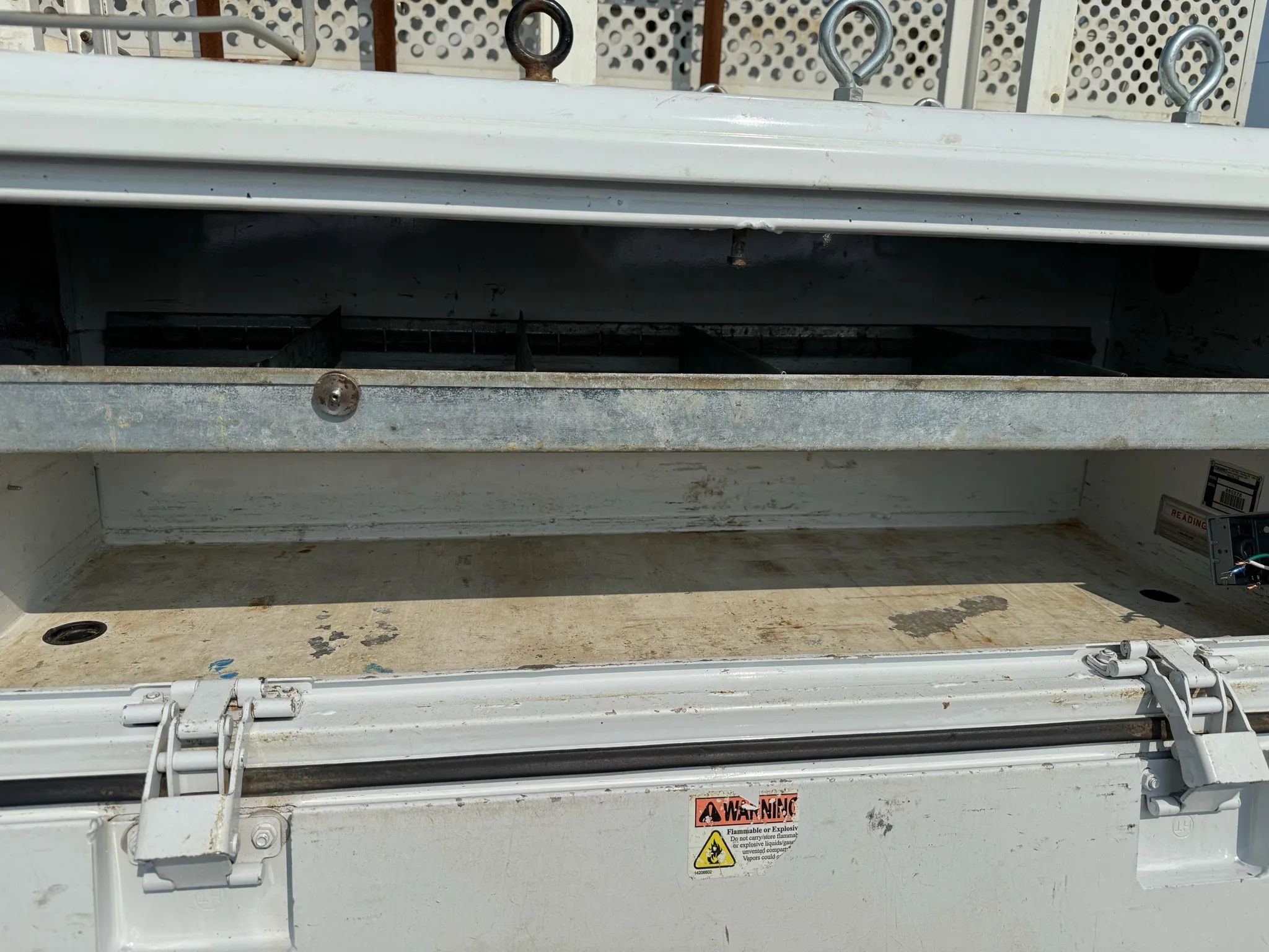 Used 2016 Ford F550 XLT 162  W.B. 4D image 11