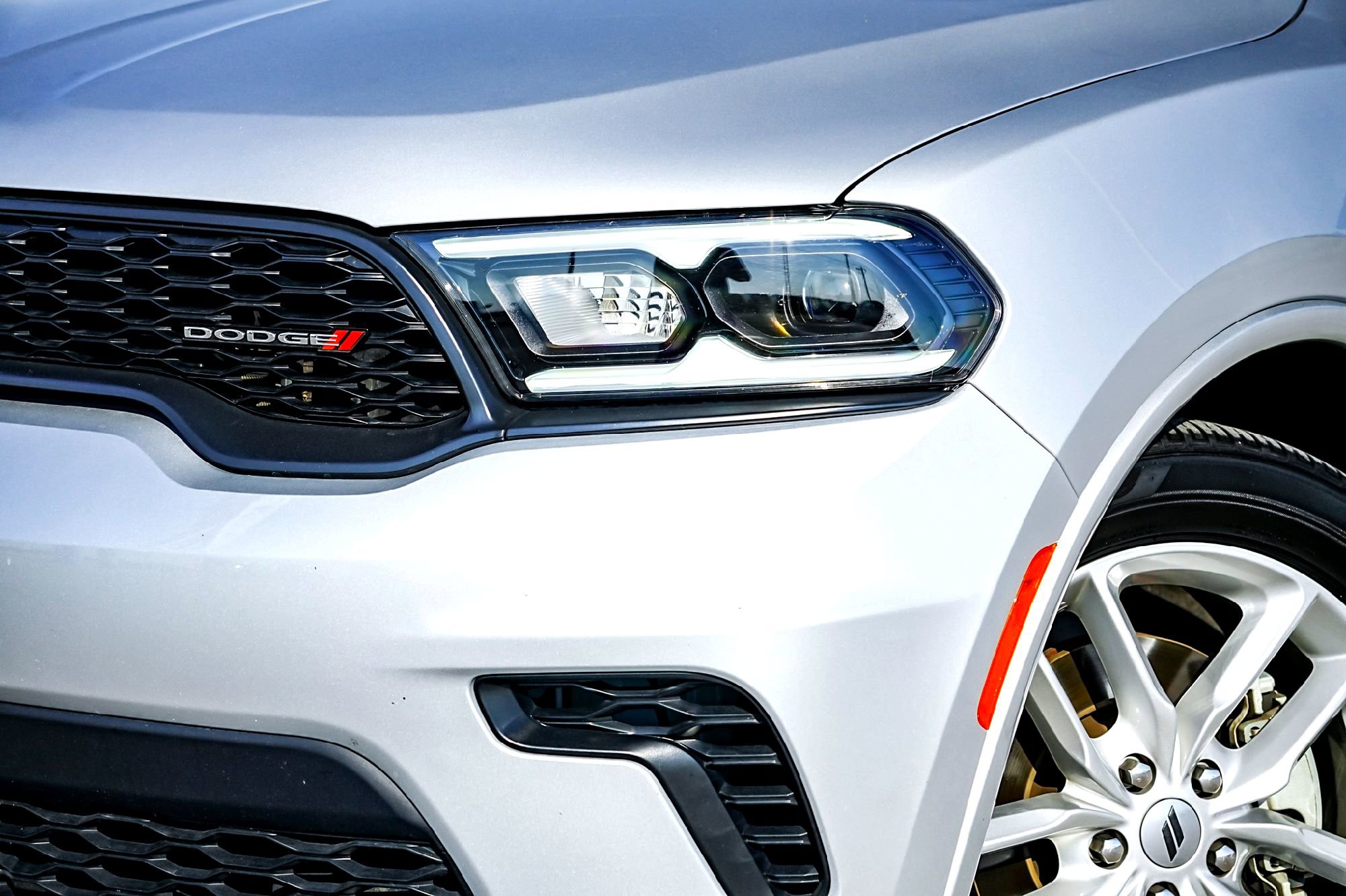 Used 2024 Dodge Durango GT image 3