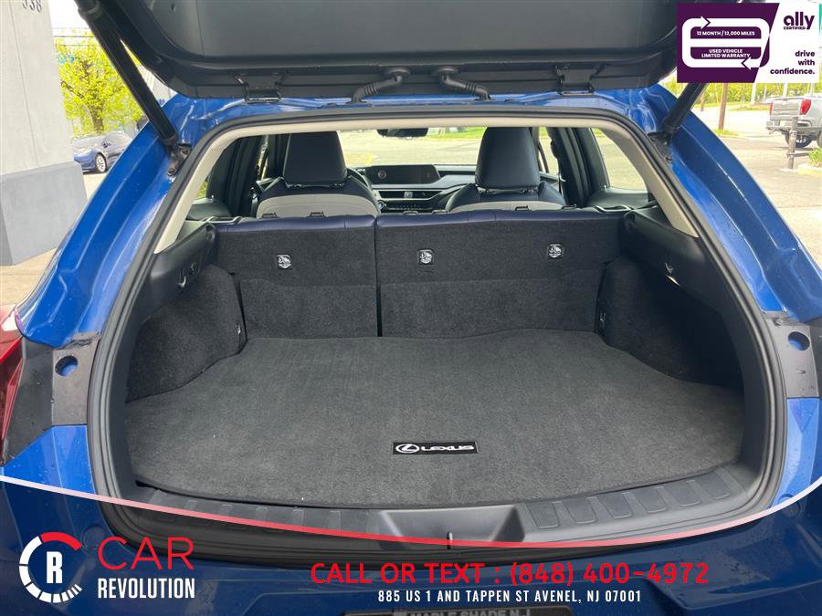Used 2022 Lexus UX 250h w/ Premium Package AWD/4WD image 10