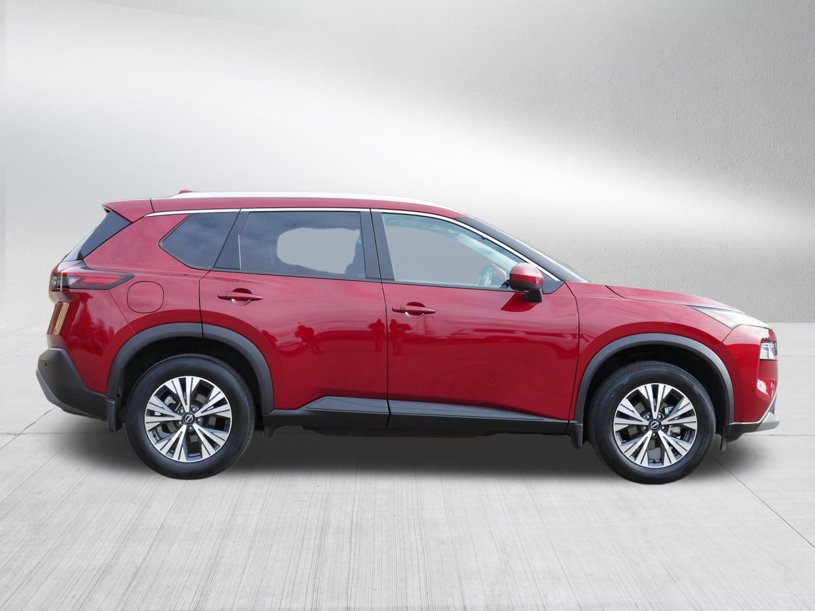 Used 2023 Nissan Rogue SV w/ SV Premium B Package image 8