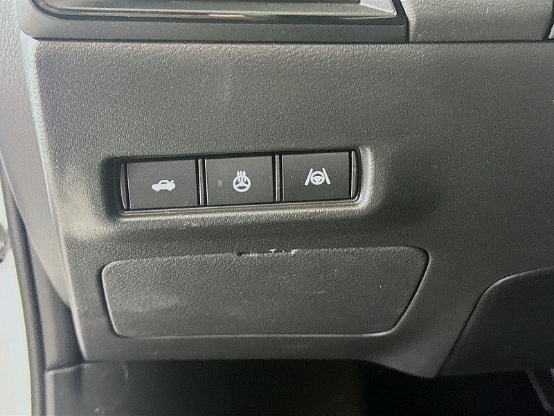 New 2026 Nissan Sentra SR w/ SR Premium Package FWD image 10