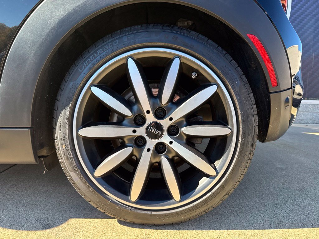 Used 2021 MINI Cooper S w/ Premium Package FWD image 26