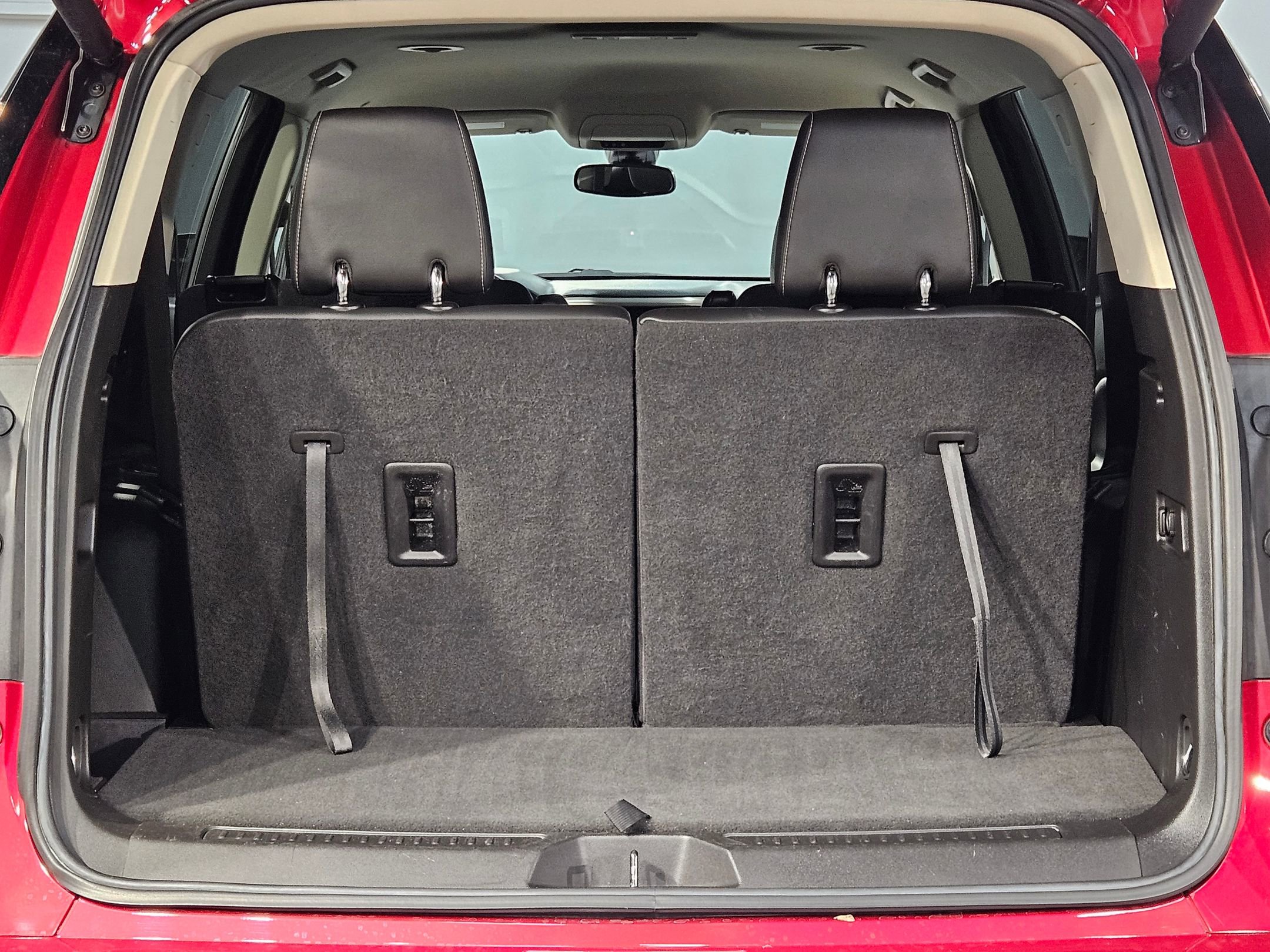 Used 2022 GMC Acadia Denali image 18