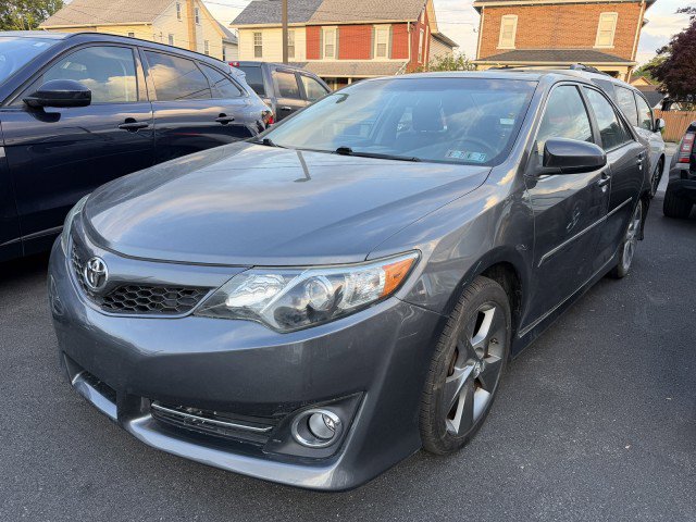 Used 2014 Toyota Camry SE FWD image 9