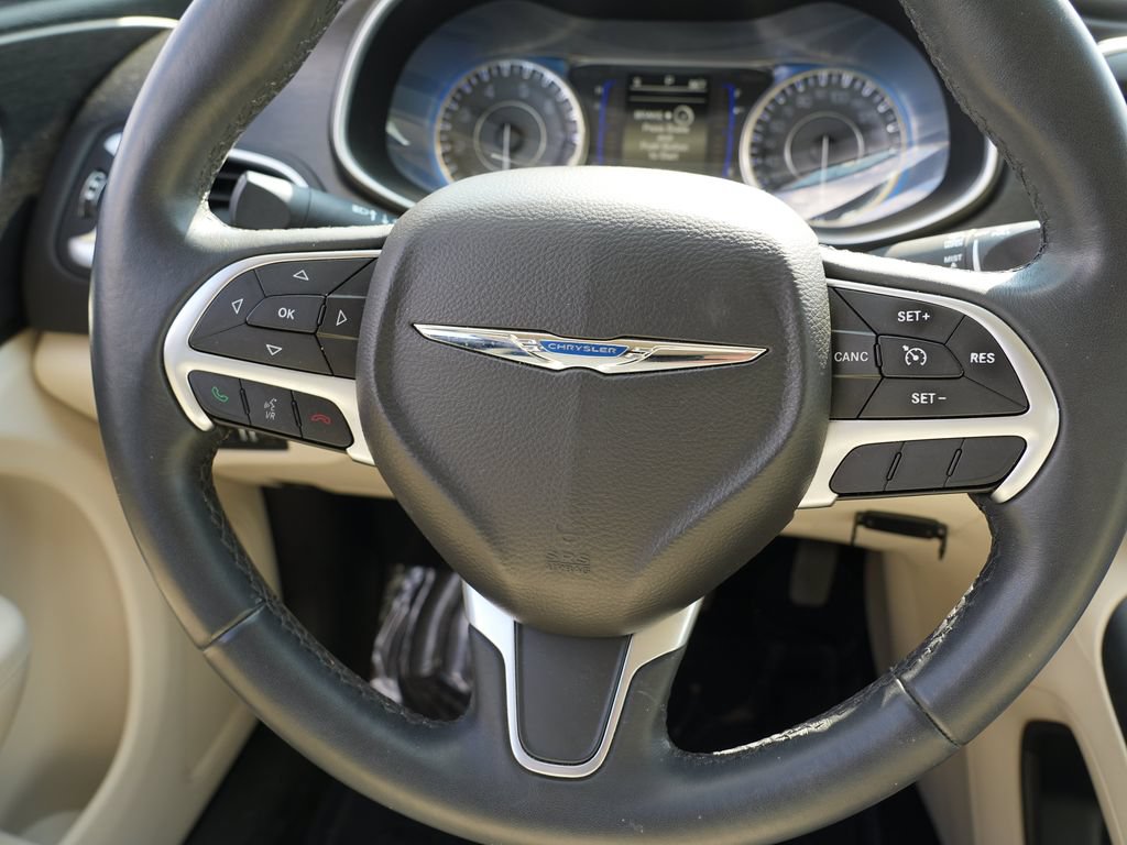Used 2016 Chrysler 200 Limited w/ Travel & Safety Group FWD image 23