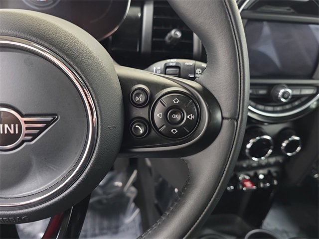 Used 2021 MINI Cooper 4-Door Hardtop w/ 6.5" Touchscreen Package image 17
