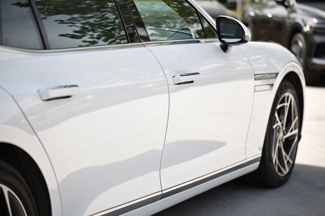 Used 2023 Genesis G90 3.5T image 5