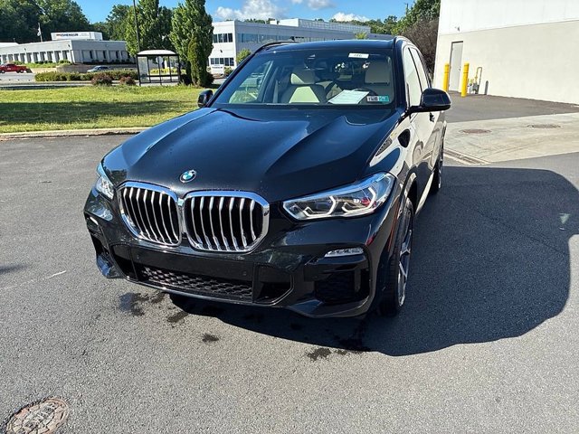 Used 2021 BMW X5 xDrive40i w/ M Sport Package AWD/4WD image 21