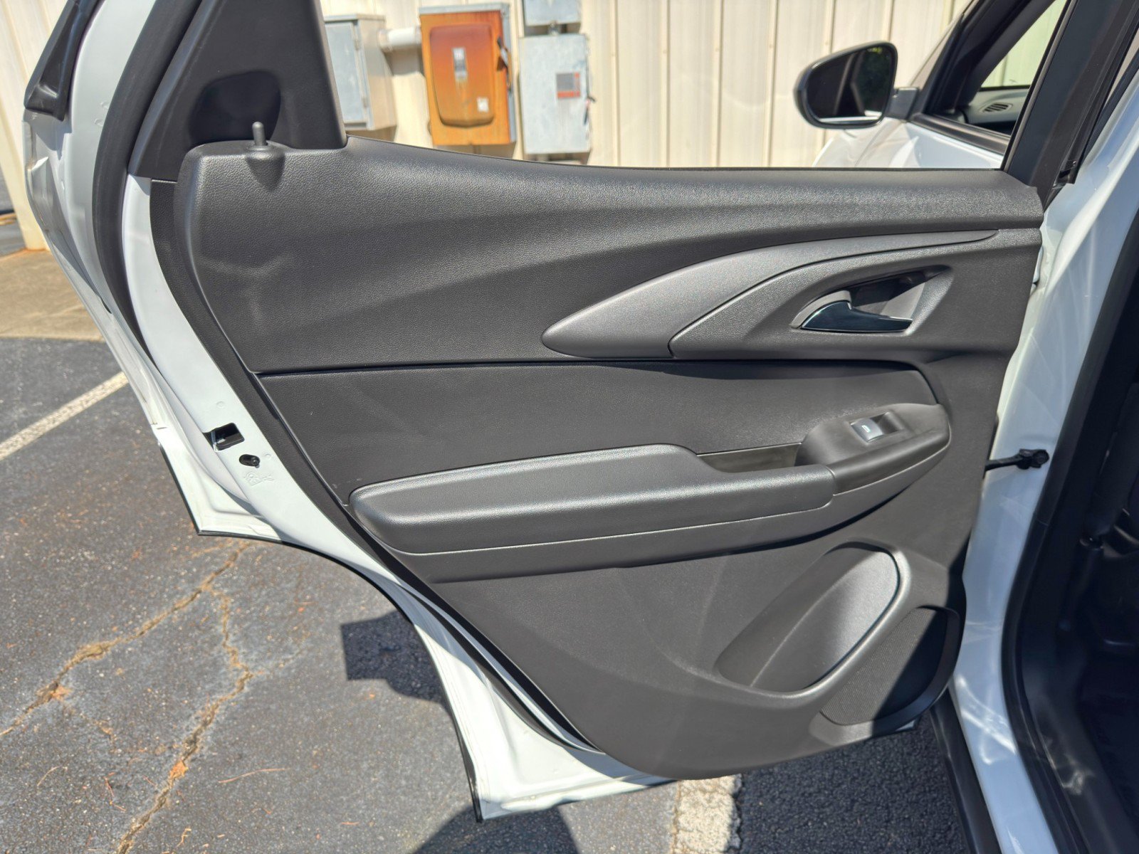 Used 2023 Chevrolet TrailBlazer LS FWD image 36
