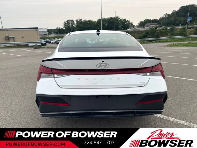 Used 2025 Hyundai Elantra SEL w/ Cargo Package FWD image 6