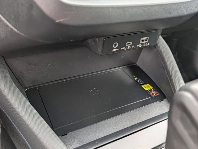 Used 2025 Subaru Forester Premium image 27