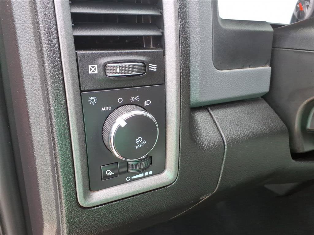 Used 2019 RAM 1500 Express w/ Express Value Package AWD/4WD image 20