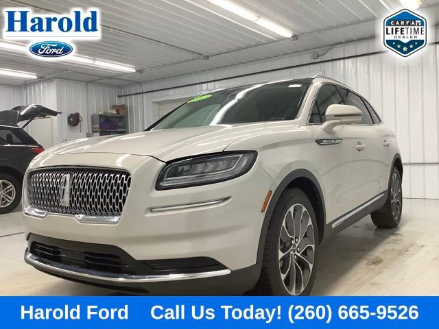 Used 2022 Lincoln Nautilus Reserve w/ Cargo Utility Package AWD/4WD image 3