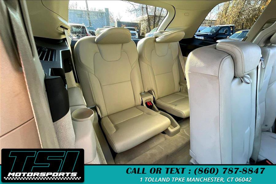 Used 2016 Volvo XC90 T6 Momentum image 28